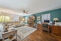 77 McKiney Blvd, Terre Haute, IN 47803