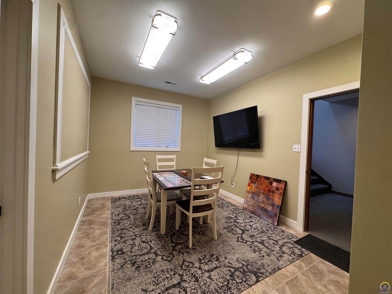 5853 SW 29th ST, Topeka, KS 66614