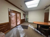 5853 SW 29th ST, Topeka, KS 66614