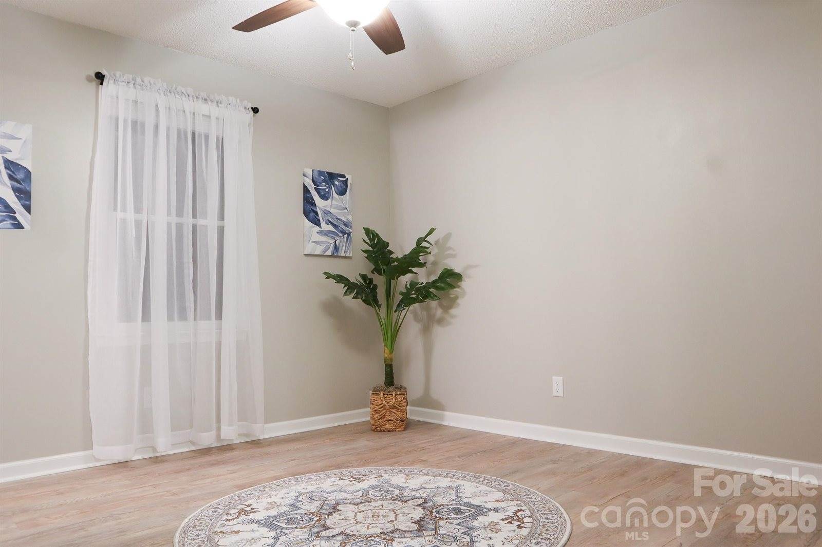 525 12th Street SW, #26, Hickory, NC 28602