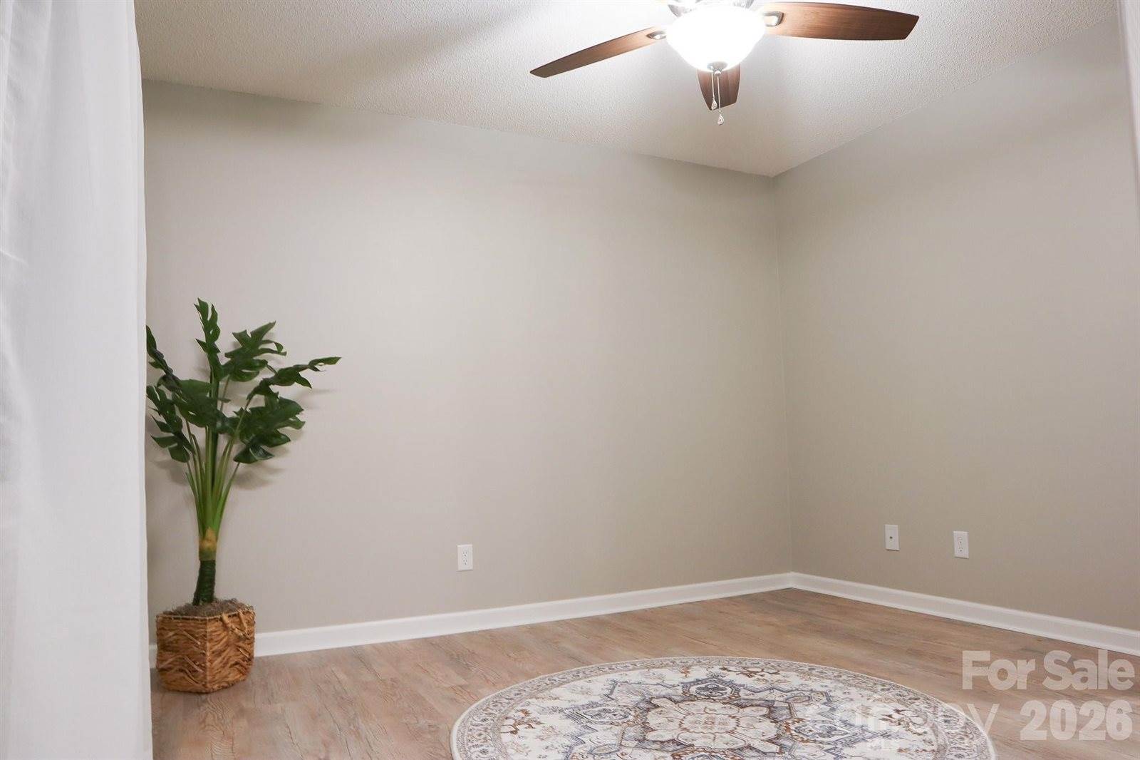 525 12th Street SW, #26, Hickory, NC 28602