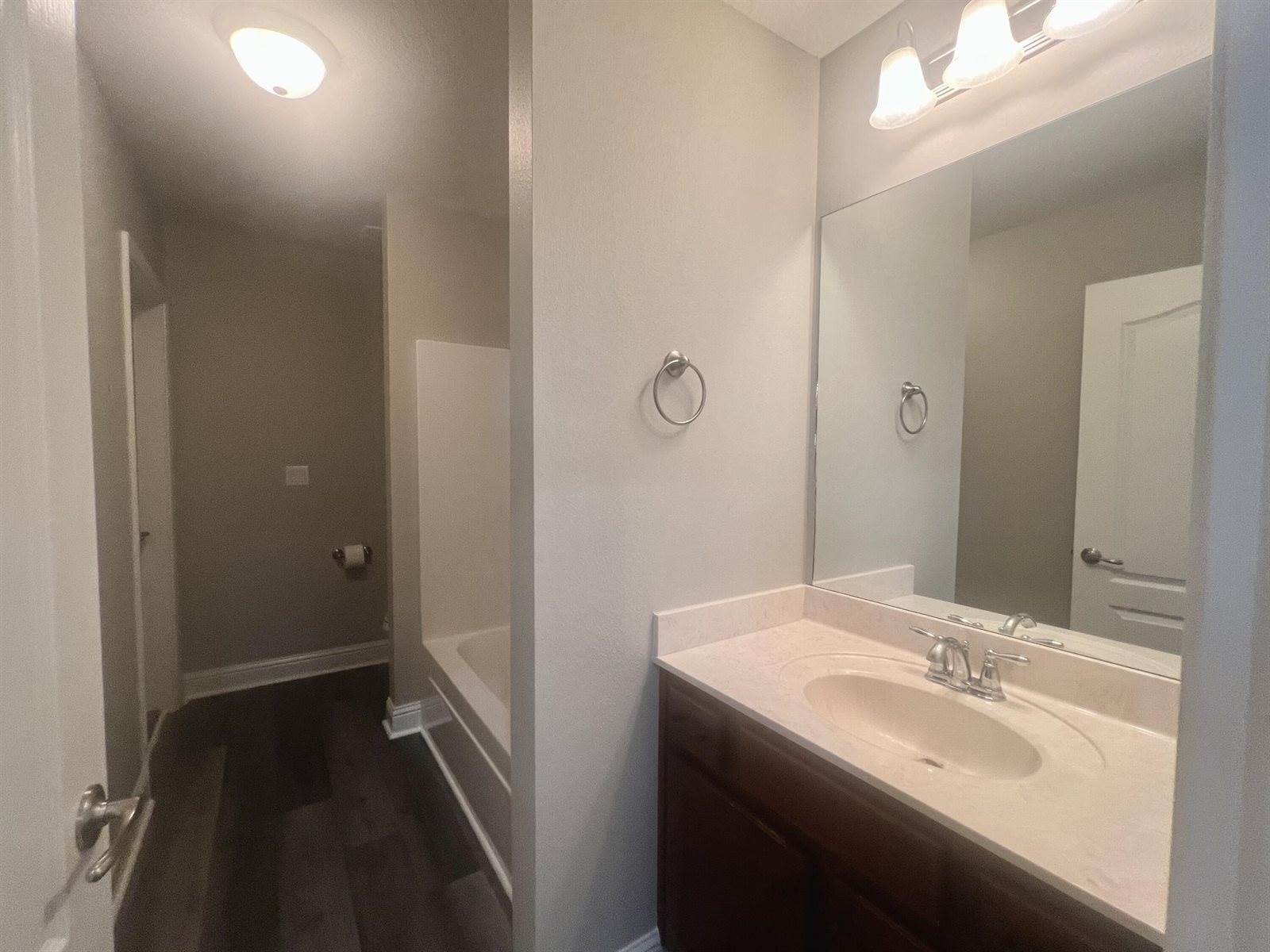 3020 Crown Creek Circle, Crestview, FL 32539