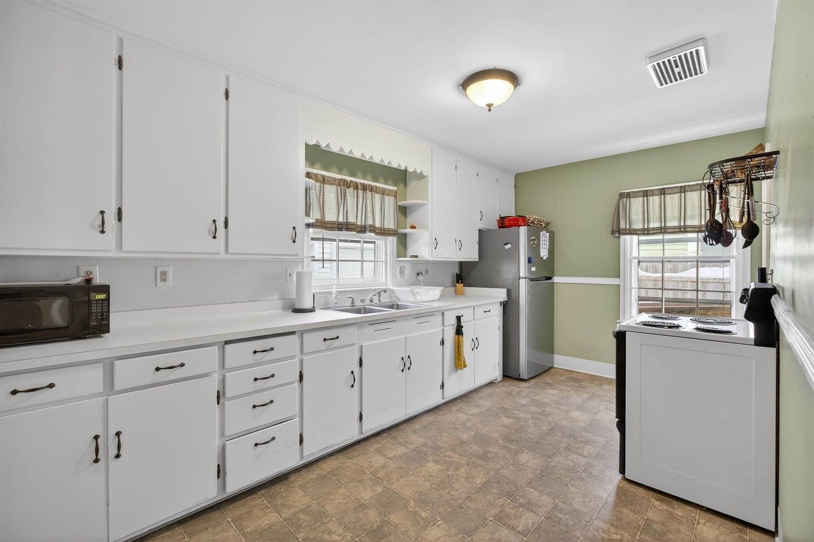 1631 Oak Street, Wisconsin Rapids, WI 54494