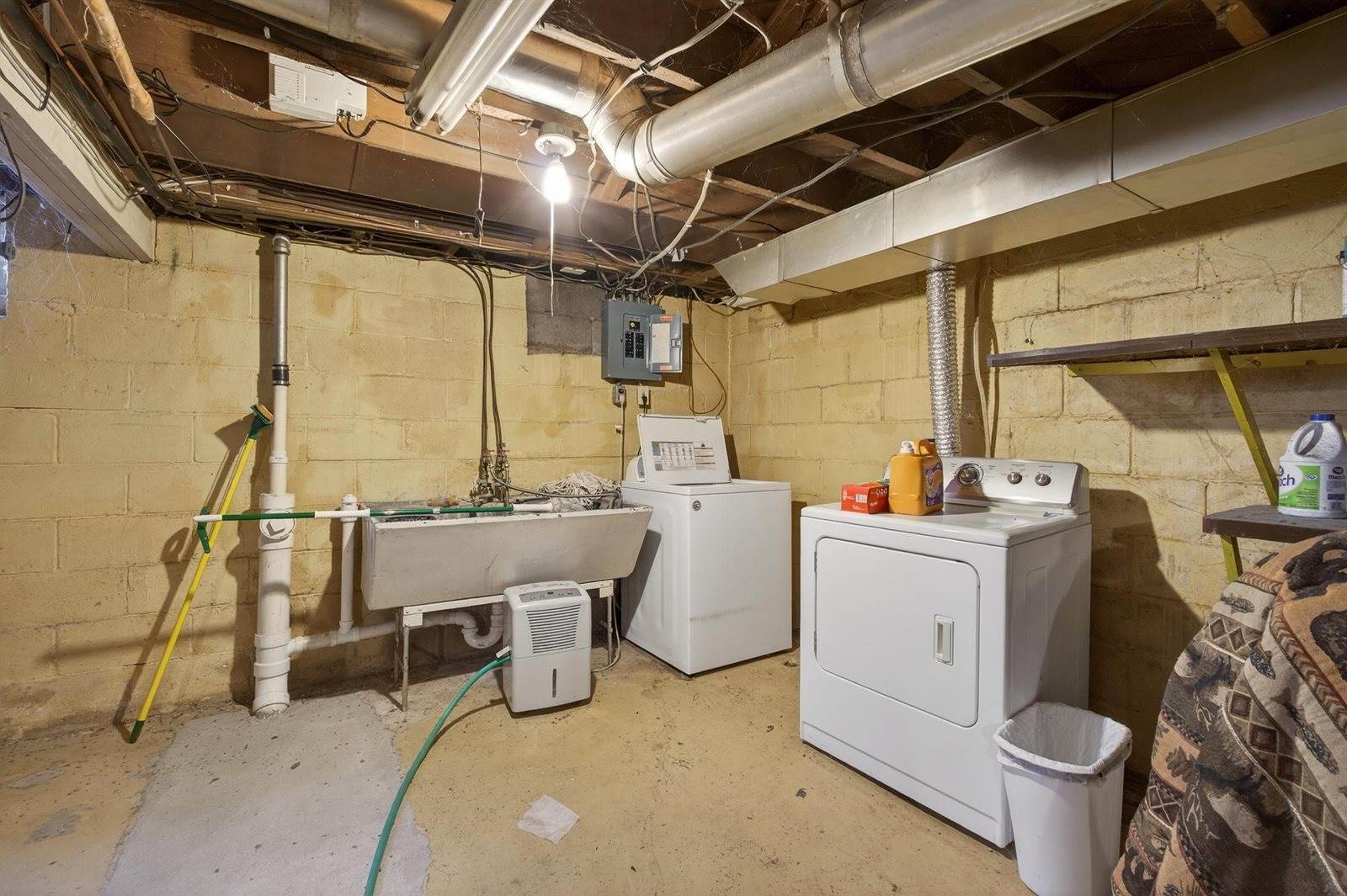 1631 Oak Street, Wisconsin Rapids, WI 54494