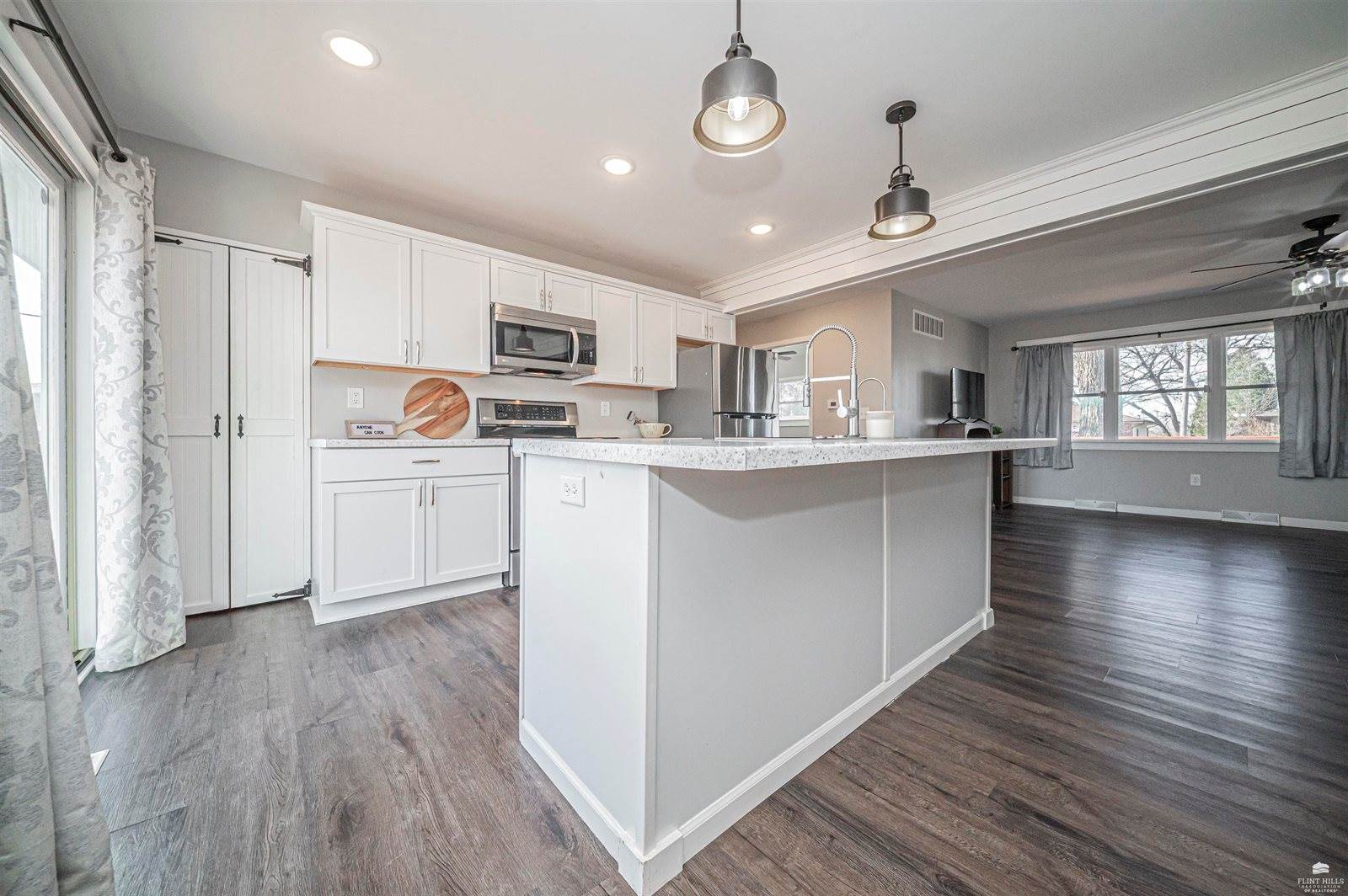 1169 St Mary’s Road, Junction City, KS 66441