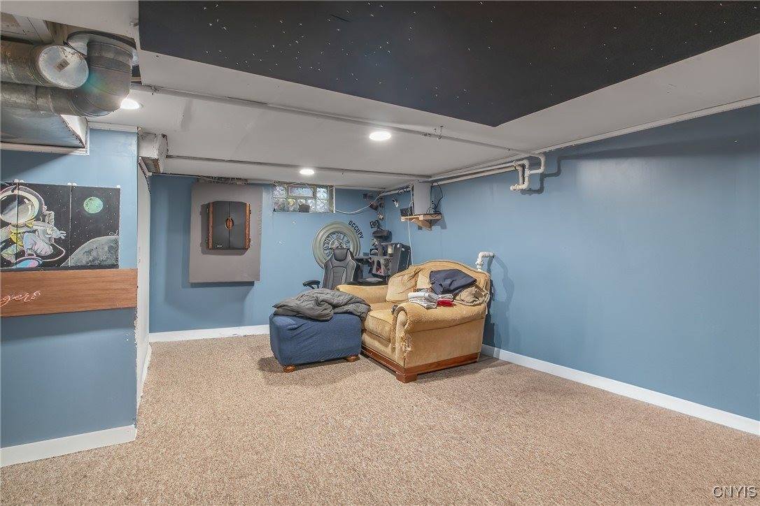 329 Belmore Drive, Clay, NY 13212