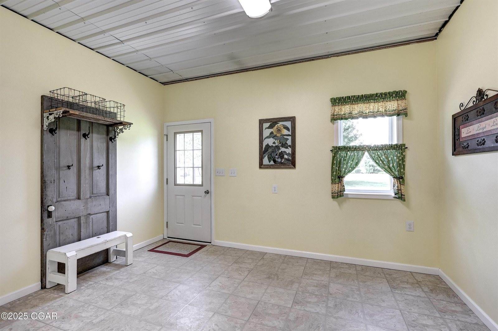 929 East US Highway 160, Lamar, MO 64759