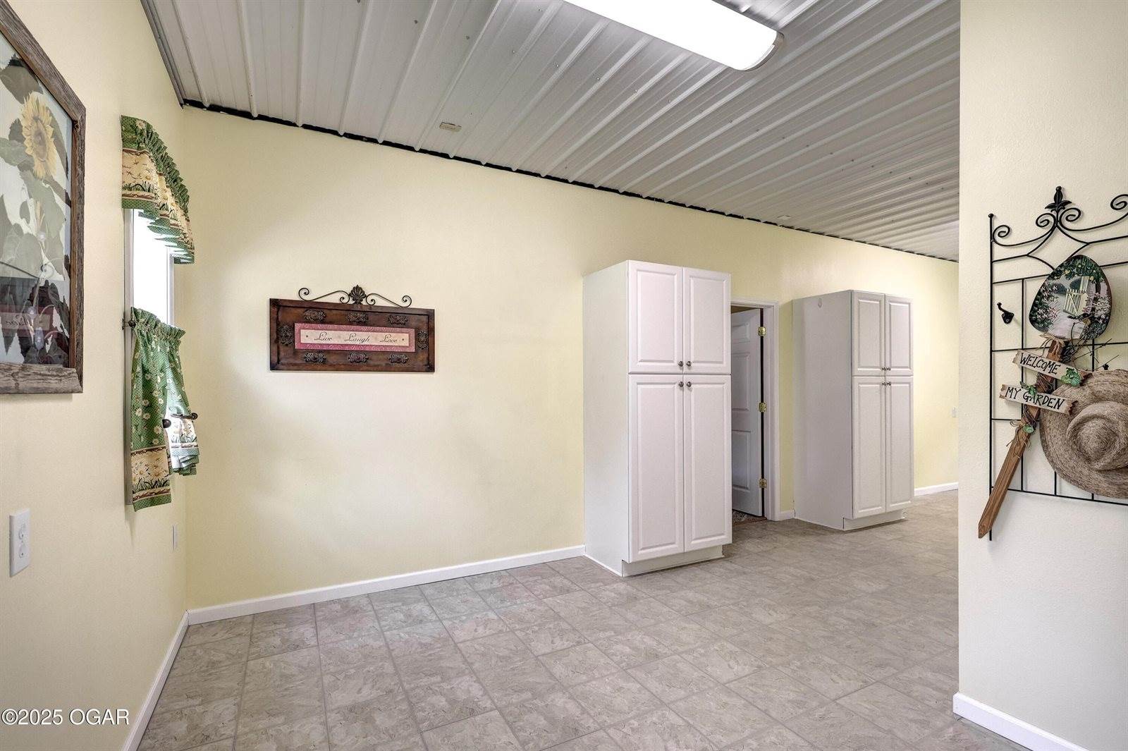 929 East US Highway 160, Lamar, MO 64759