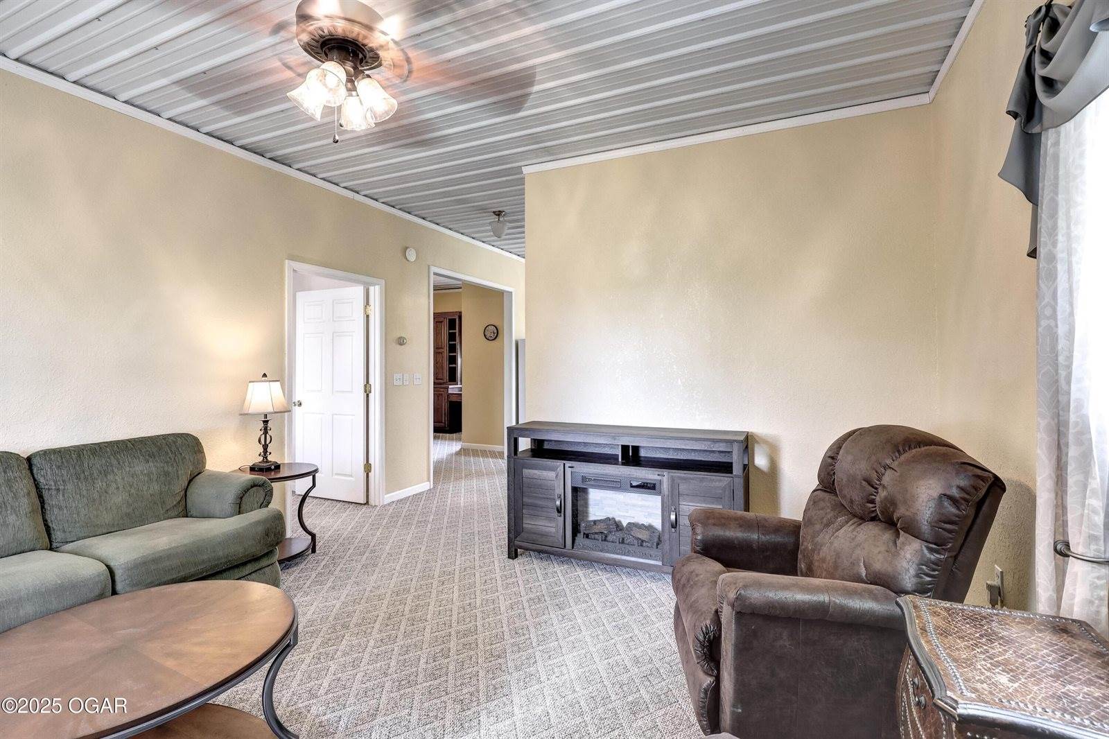 929 East US Highway 160, Lamar, MO 64759