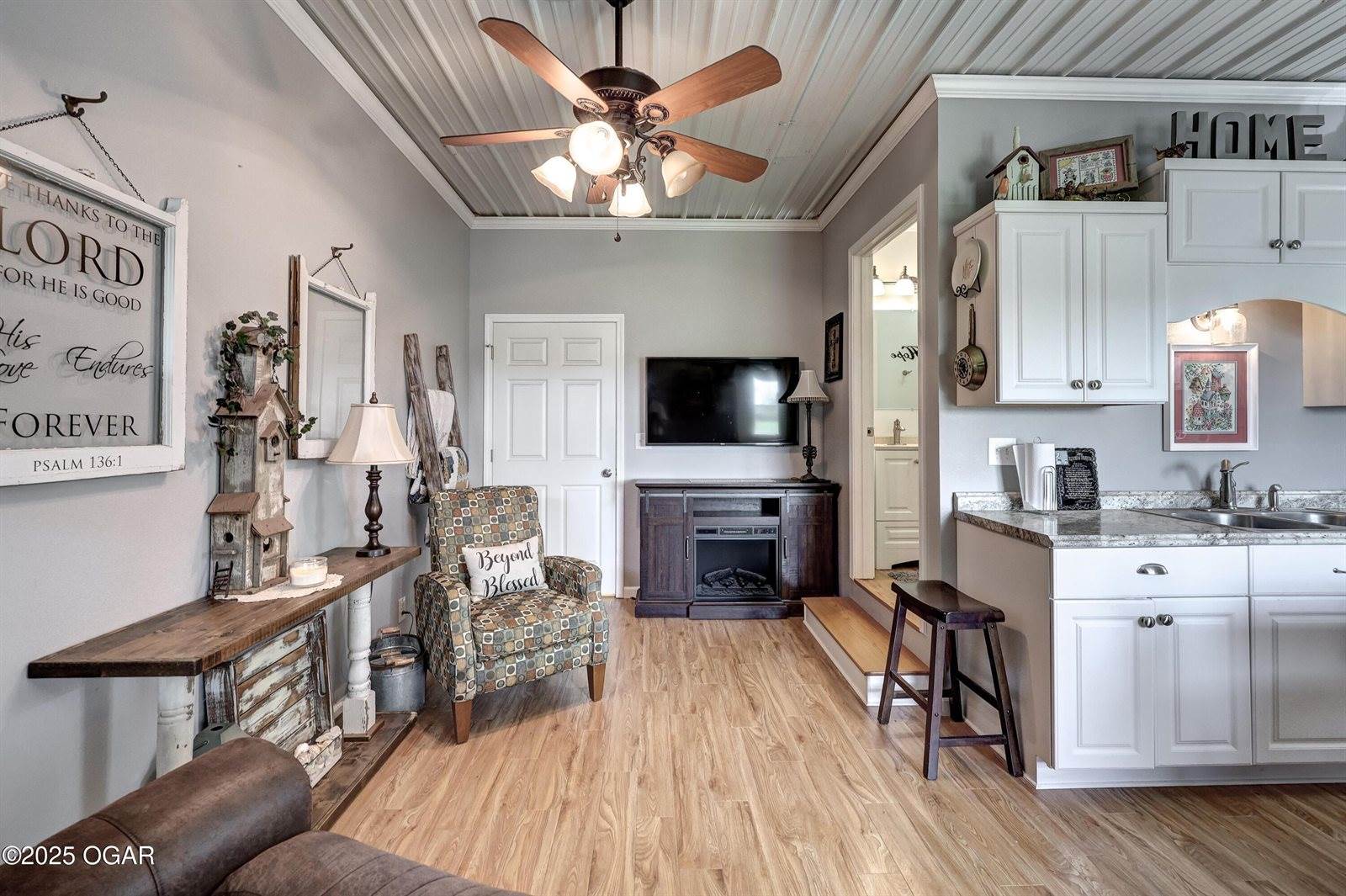 929 East US Highway 160, Lamar, MO 64759