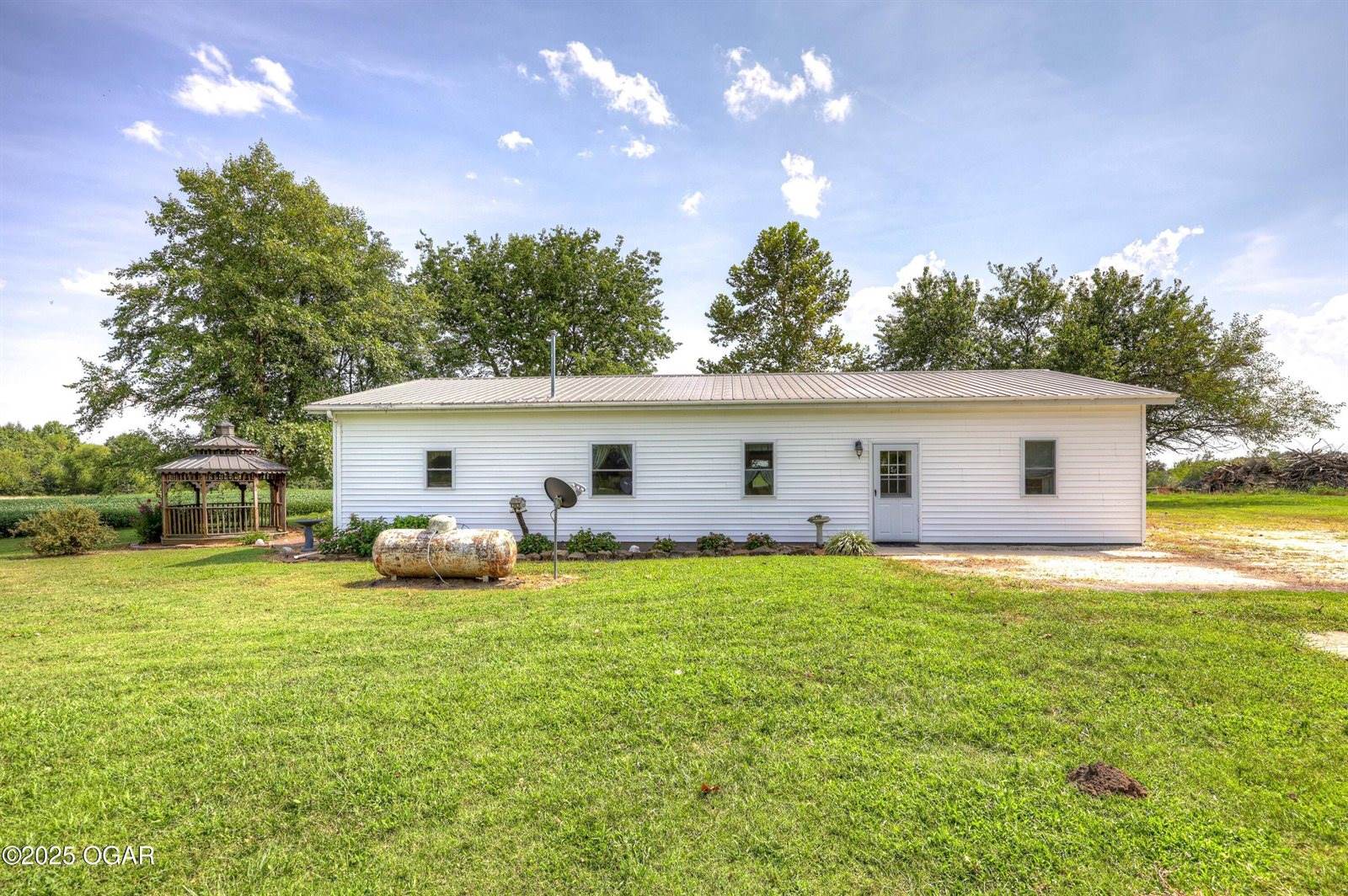 929 East US Highway 160, Lamar, MO 64759