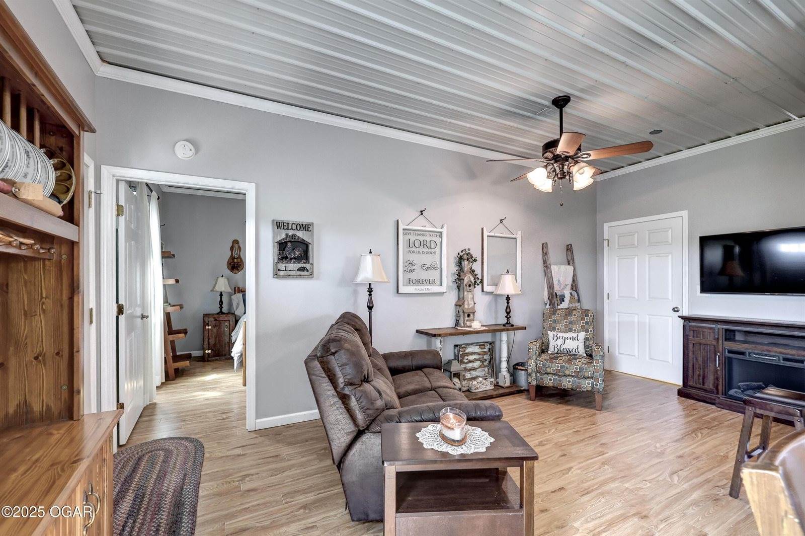 929 East US Highway 160, Lamar, MO 64759