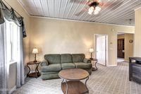 929 East US Highway 160, Lamar, MO 64759