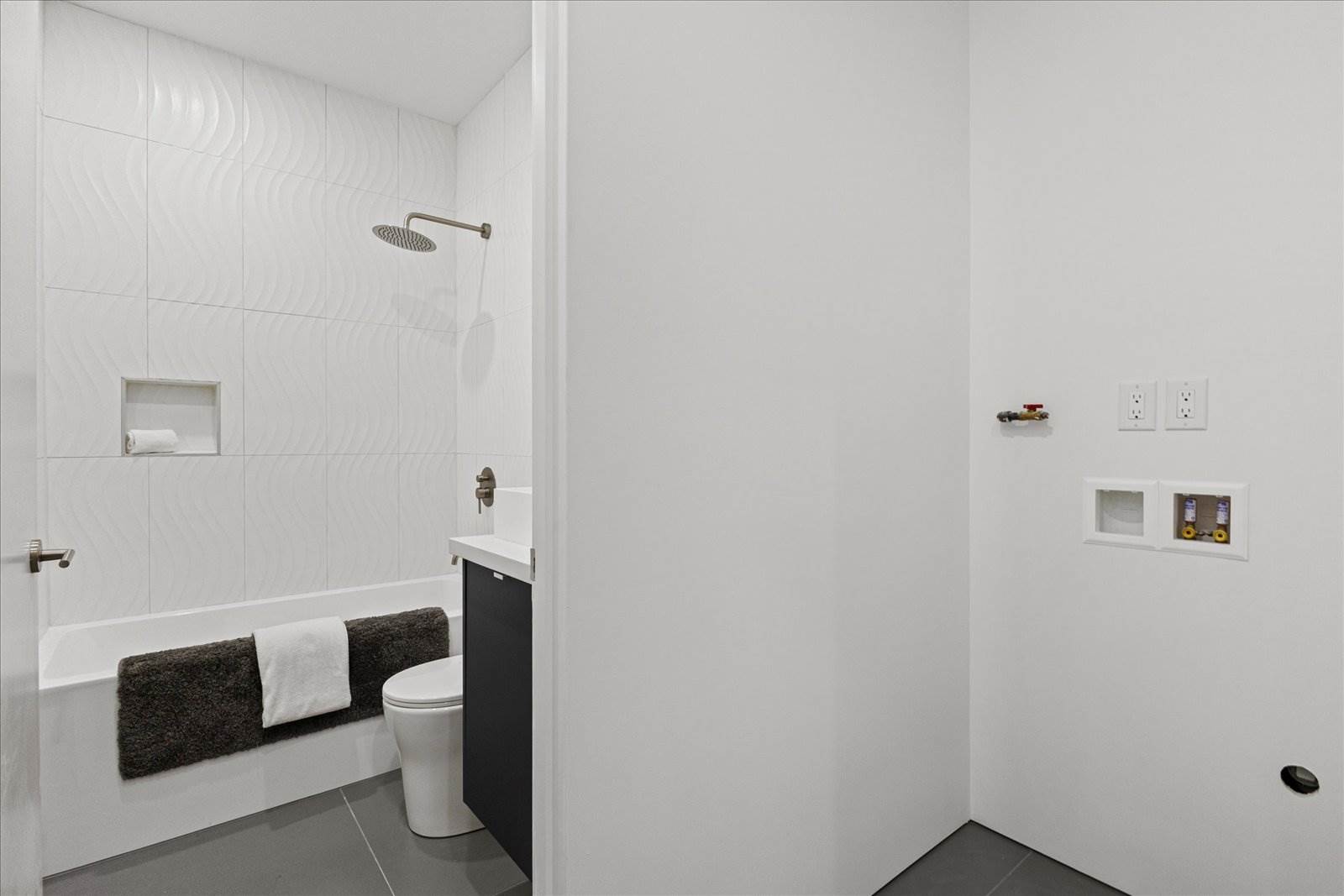 1114C 26th Ave, Seattle, WA 98122