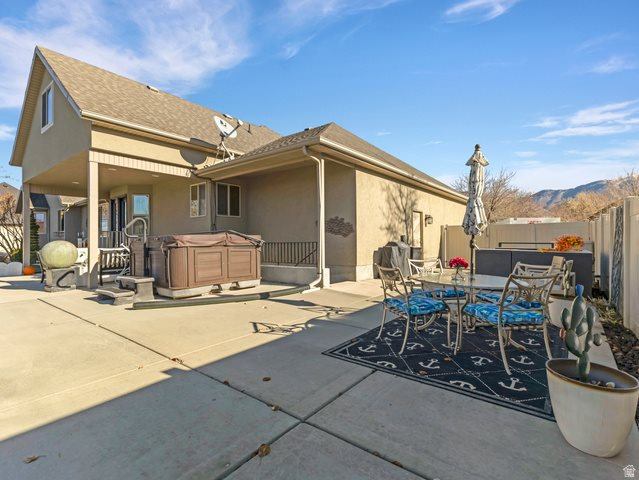 5531 North Ponderosa Ln West, Stansbury Park, UT 84074