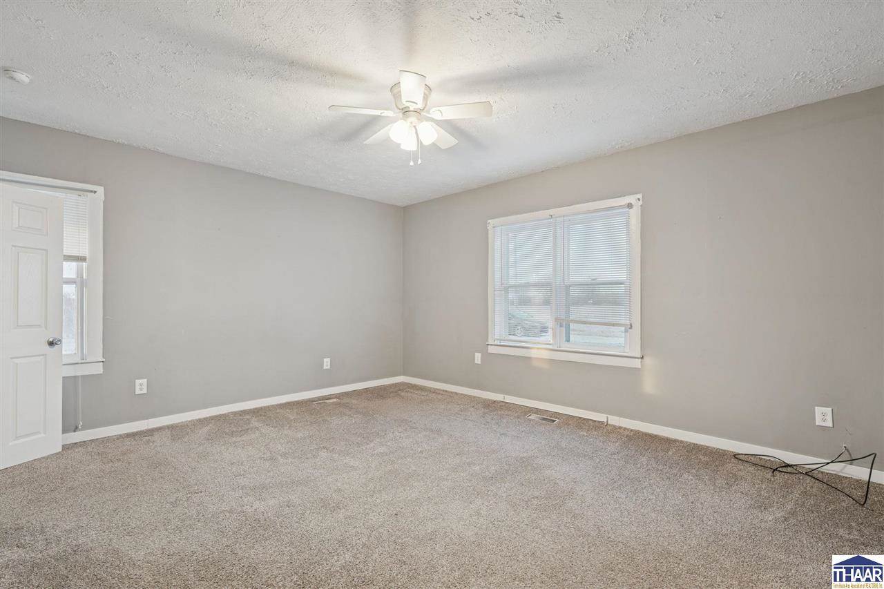 6823 West Gobin, Farmersburg, IN 47850