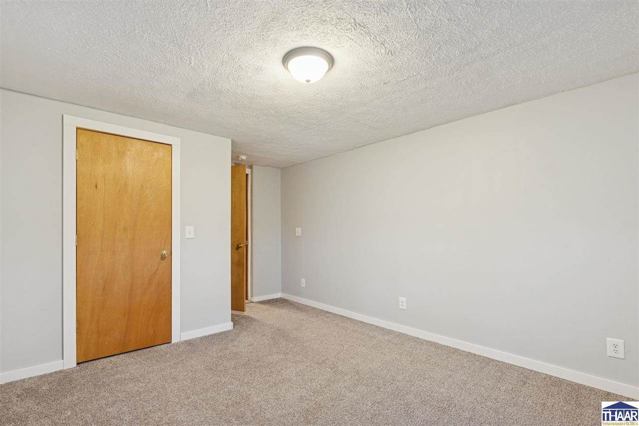 6823 West Gobin, Farmersburg, IN 47850