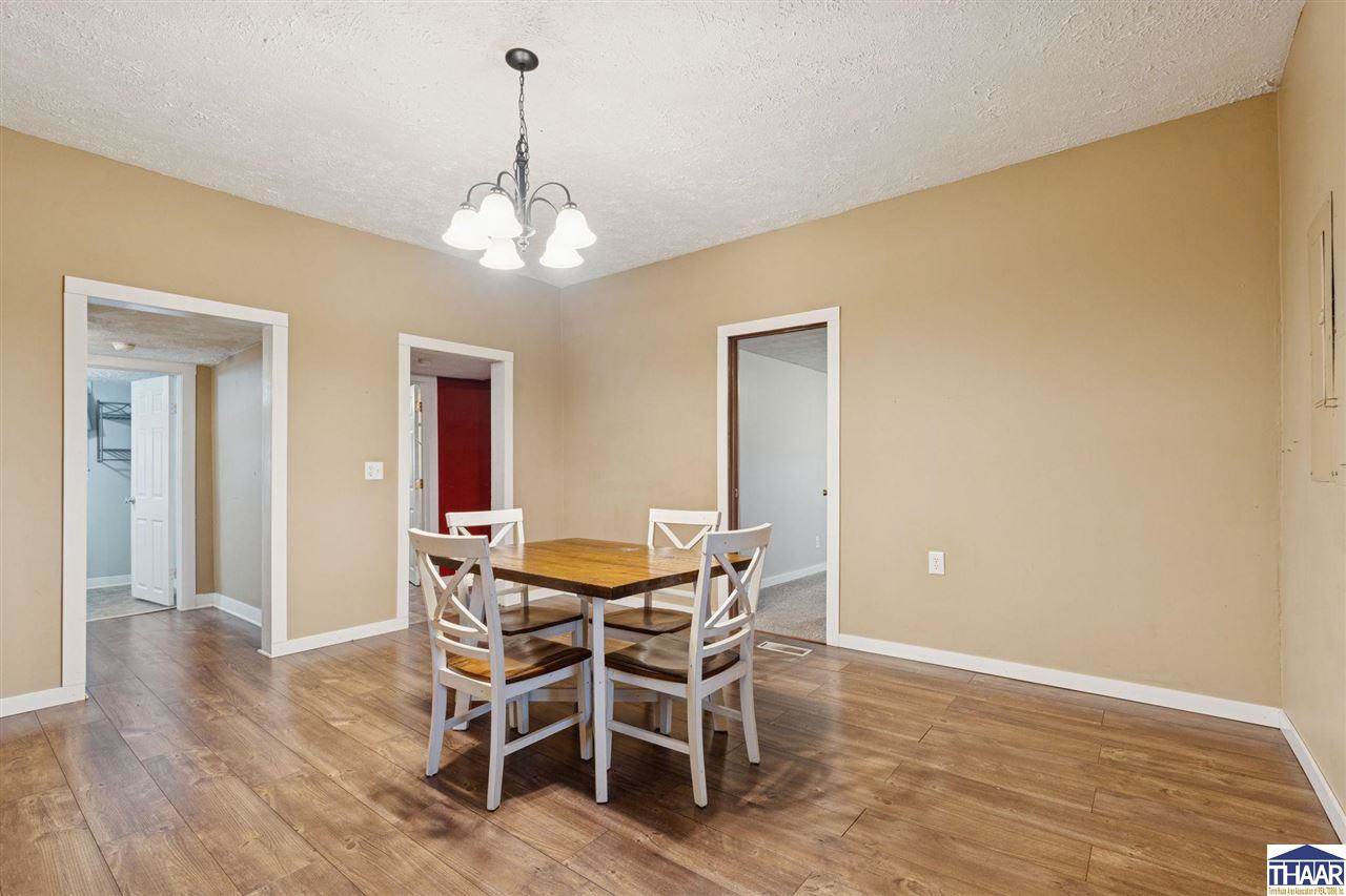 6823 West Gobin, Farmersburg, IN 47850