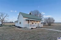 6823 West Gobin, Farmersburg, IN 47850