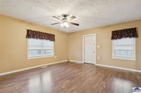 6823 West Gobin, Farmersburg, IN 47850