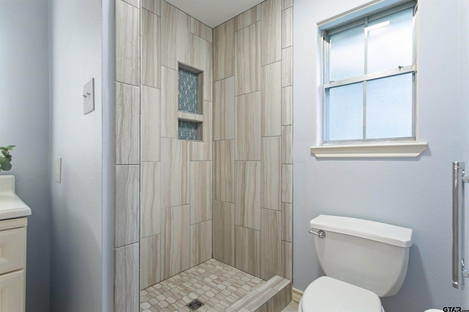 4611 Barclay Drive, Tyler, TX 75703