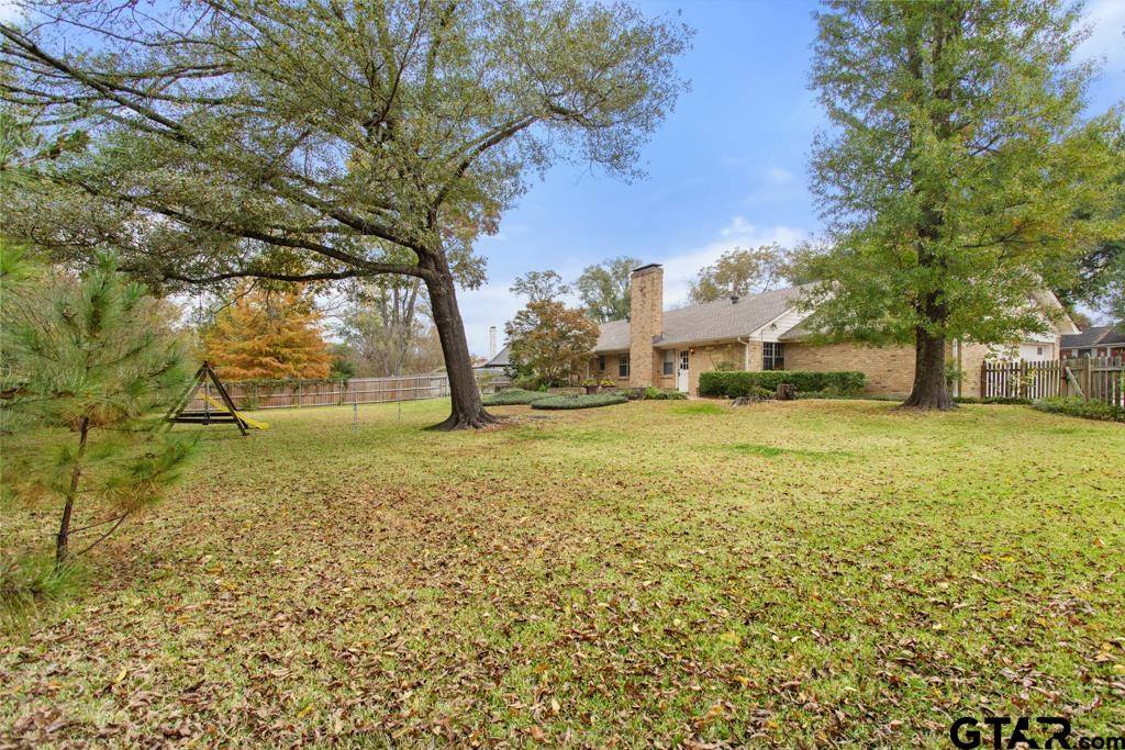4611 Barclay Drive, Tyler, TX 75703