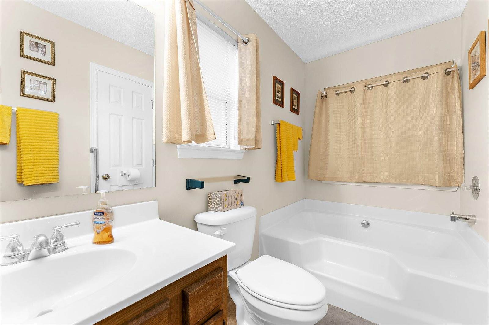 4014 Saint Martins Court, Goose Creek, SC 29445