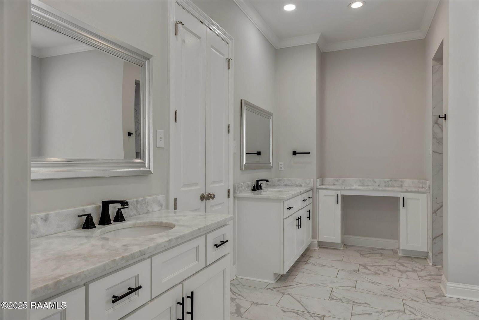 109 Easy Rock Landing Drive, Broussard, LA 70518