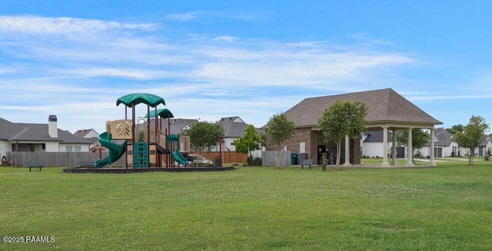 109 Easy Rock Landing Drive, Broussard, LA 70518