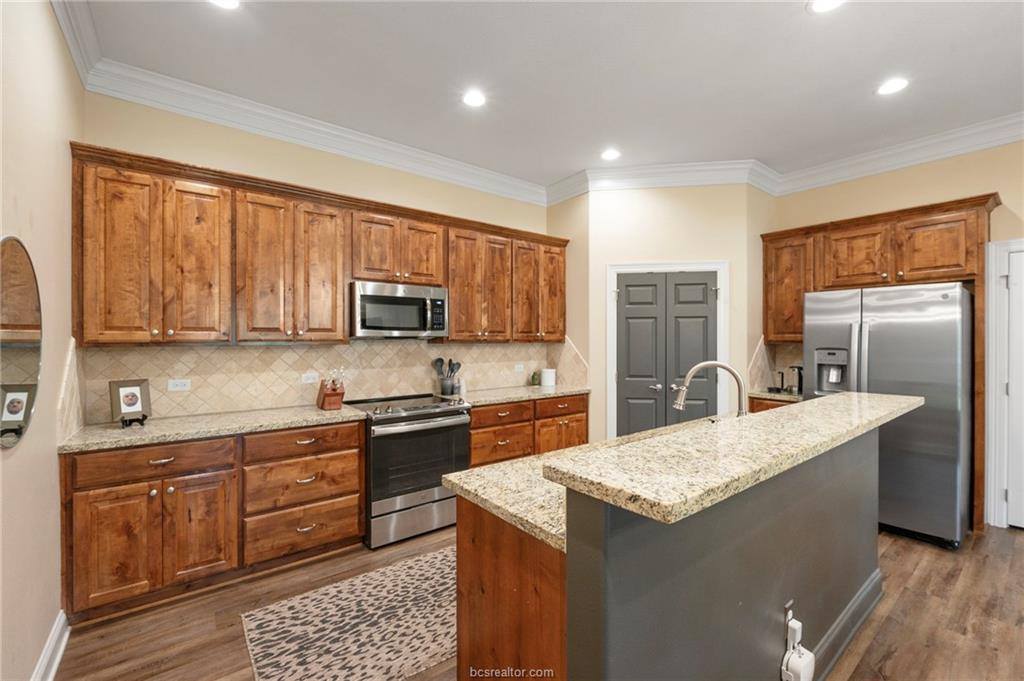 2001 Reagan Court, Bryan, TX 77802