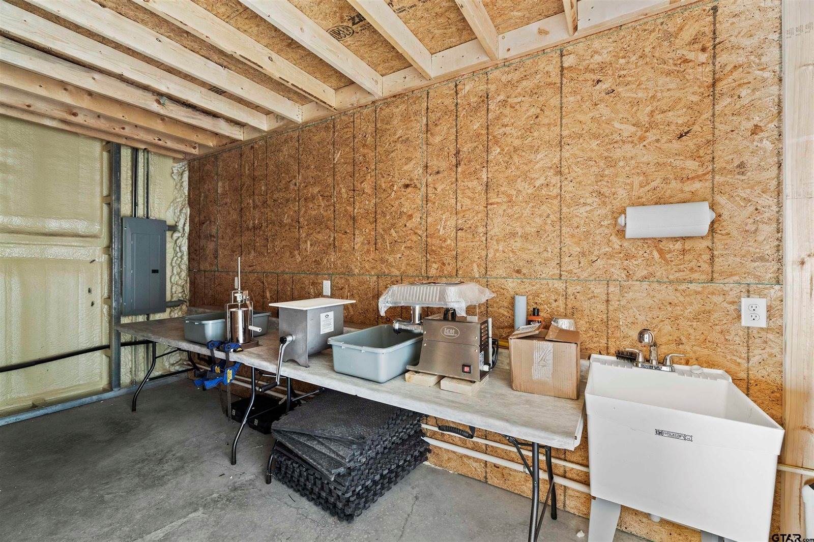 7050 CR 235, Tyler, TX 75707