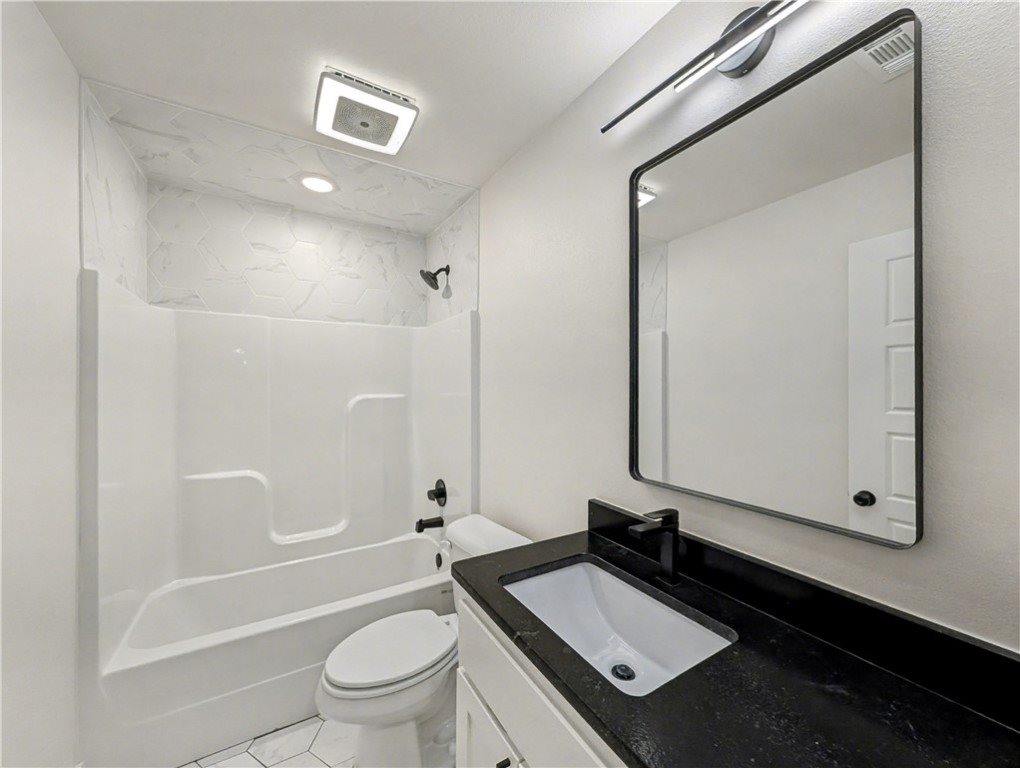 45 Westmorland Drive, Bella Vista, AR 72714