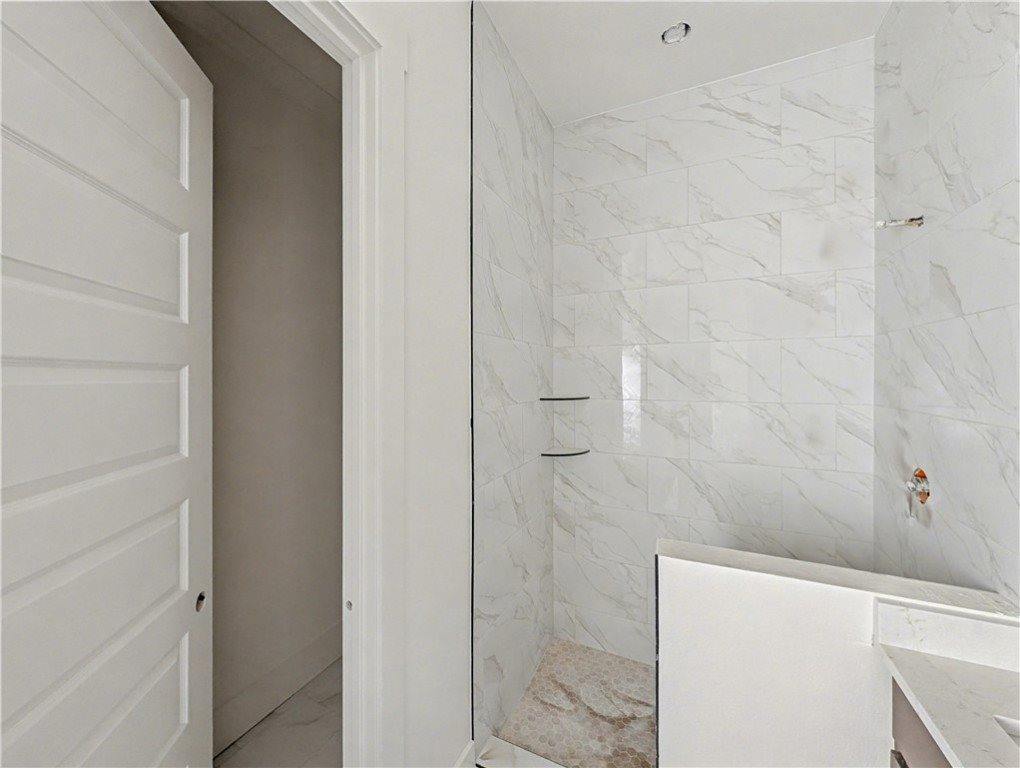 1831 Bluestem Drive, Centerton, AR 72719