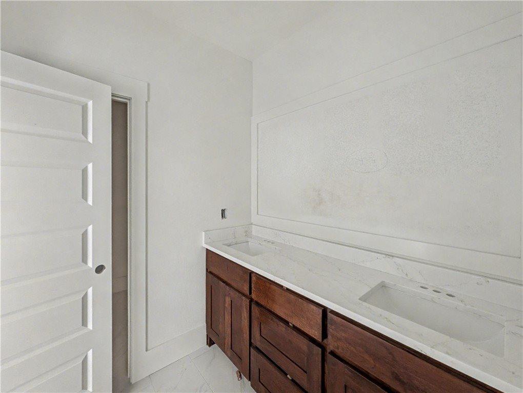 1831 Bluestem Drive, Centerton, AR 72719