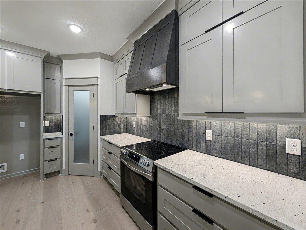 11 Latshaw Drive, Bella Vista, AR 72714