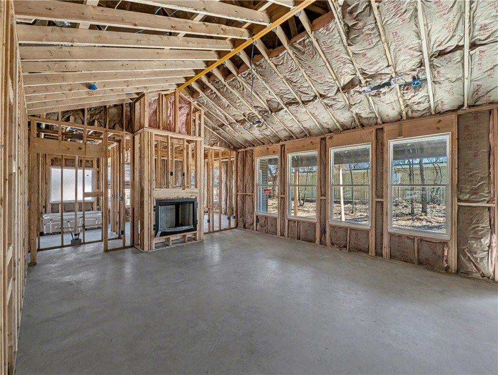 11 Latshaw Drive, Bella Vista, AR 72714