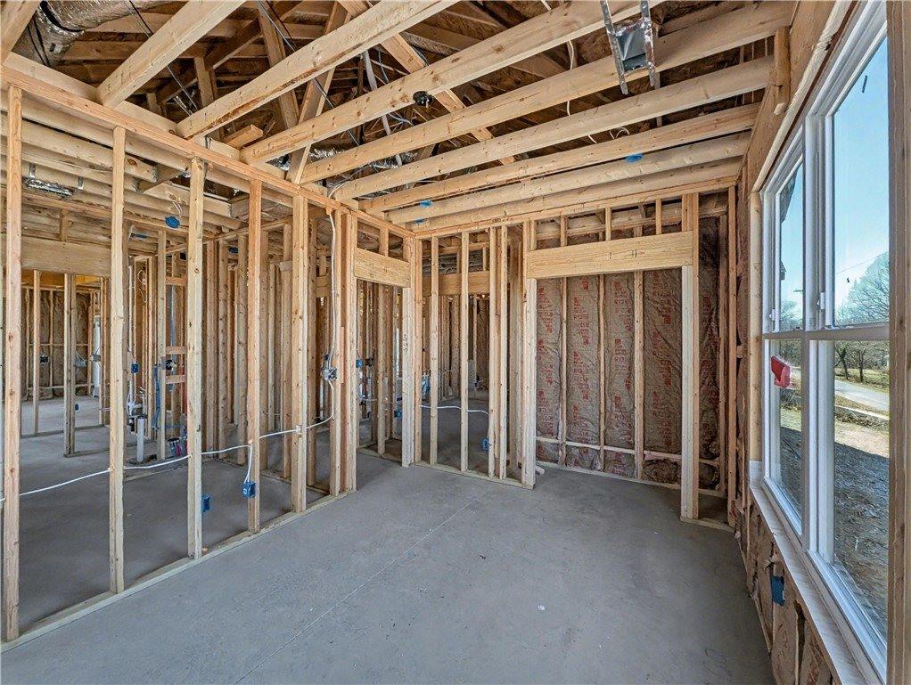 11 Latshaw Drive, Bella Vista, AR 72714