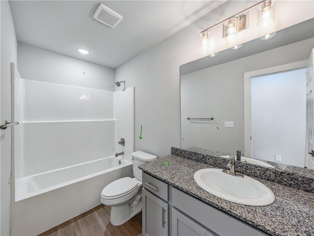 311 & 313 NW 65th Avenue, Bentonville, AR 72713