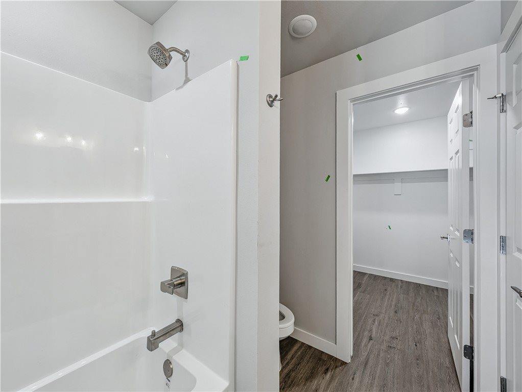 311 & 313 NW 65th Avenue, Bentonville, AR 72713