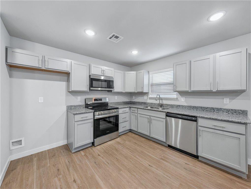 6501 & 6503 NW Altus Street, Bentonville, AR 72713