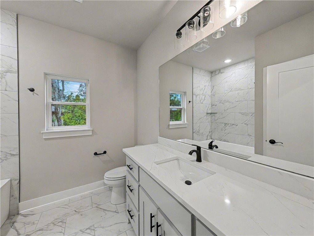 4 Aberfeld Place, Bella Vista, AR 72715