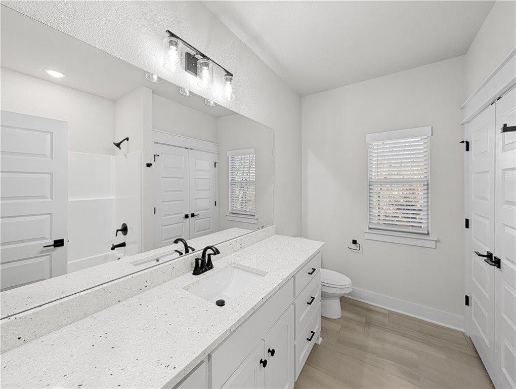 32 Malone Drive, Bella Vista, AR 72715