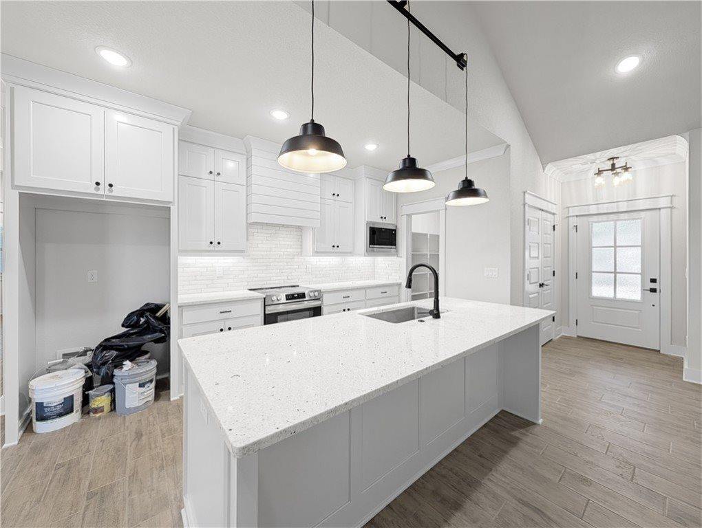 32 Malone Drive, Bella Vista, AR 72715