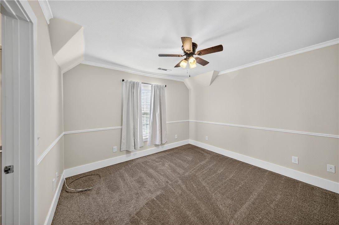 1221 Chancery Lane, Cave Springs, AR 72718