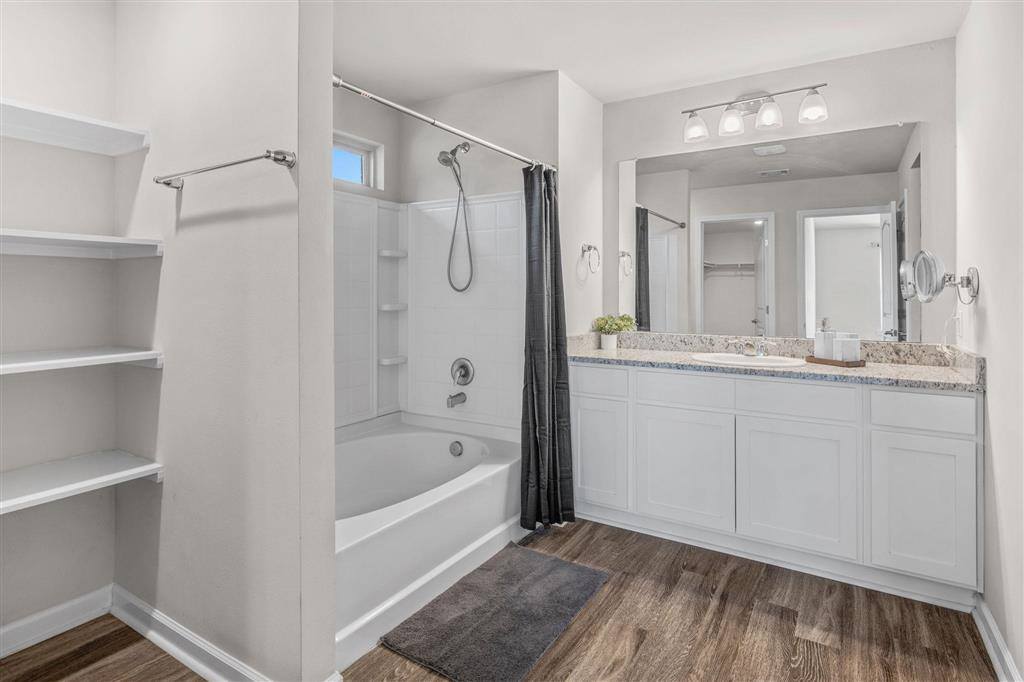 1075 South Berryvine Ln Lane, Lake Charles, LA 70611