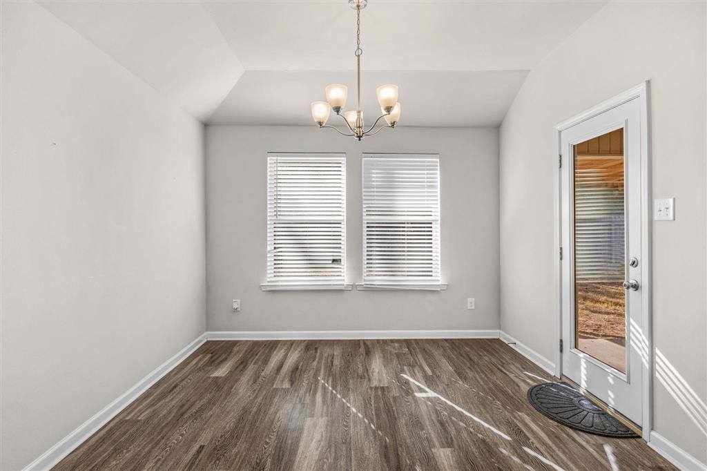 1075 South Berryvine Ln Lane, Lake Charles, LA 70611