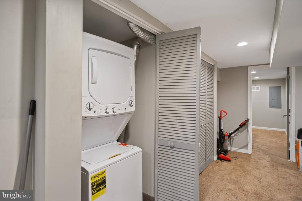 3812 Flowerton Road, Baltimore, MD 21229