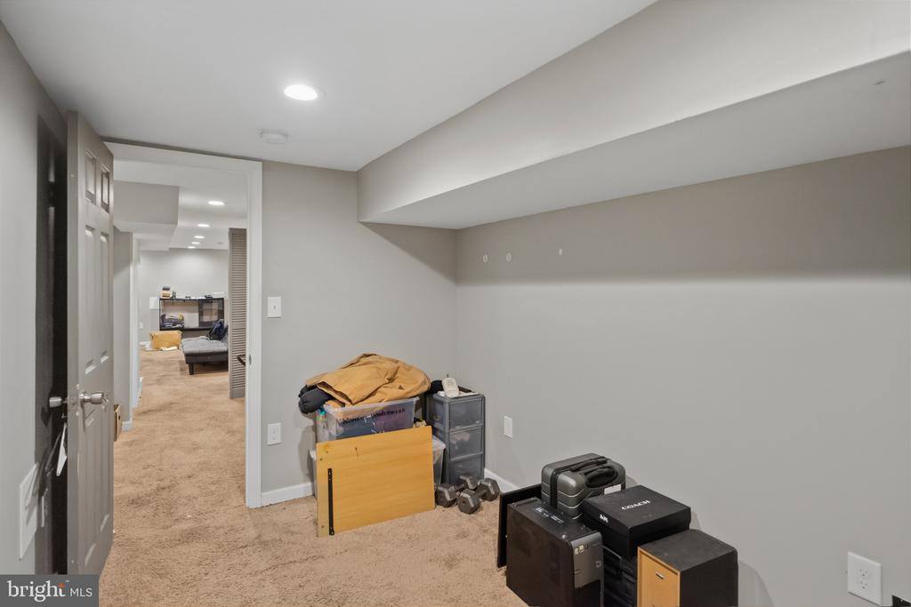 3812 Flowerton Road, Baltimore, MD 21229