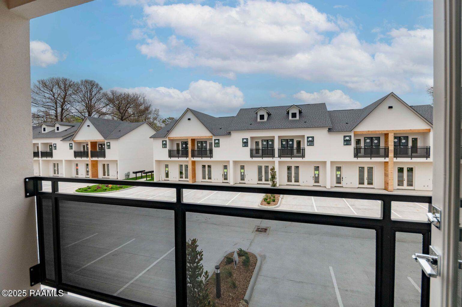 1510 Kaliste Saloom Road, Lafayette, LA 70508