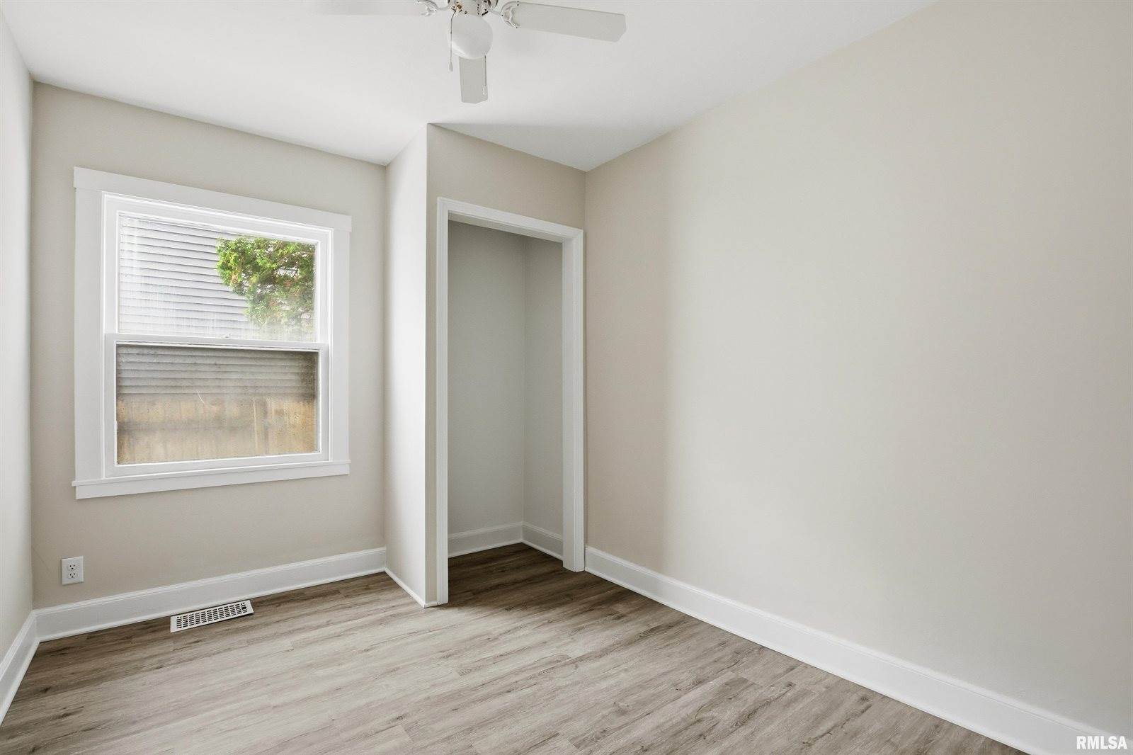 2639 Whitewood Avenue, Davenport, IA 52802